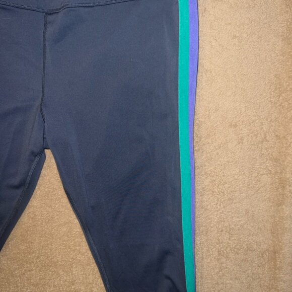 AVIA 3XL (22) Slate Gray Purple Green Side Striped Pocket Performance Leggings - Picture 3 of 7